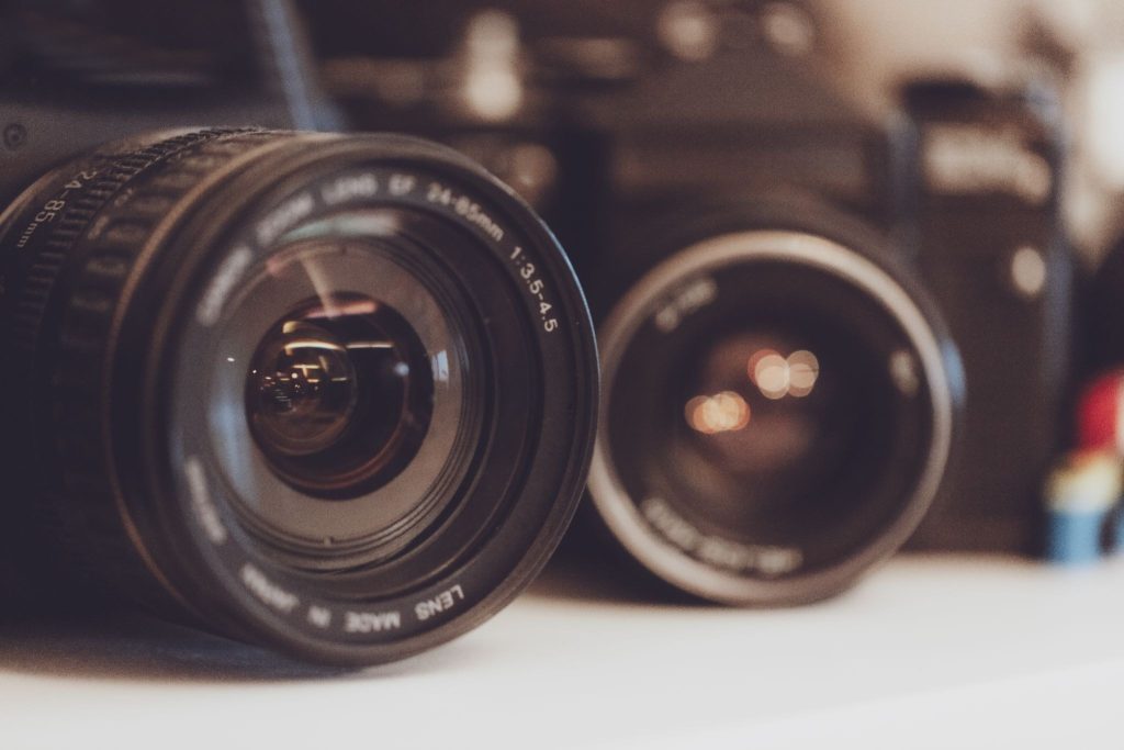 Wie wählt man die richtige Kamera und Objektive anhand von Fotografie Tipps?